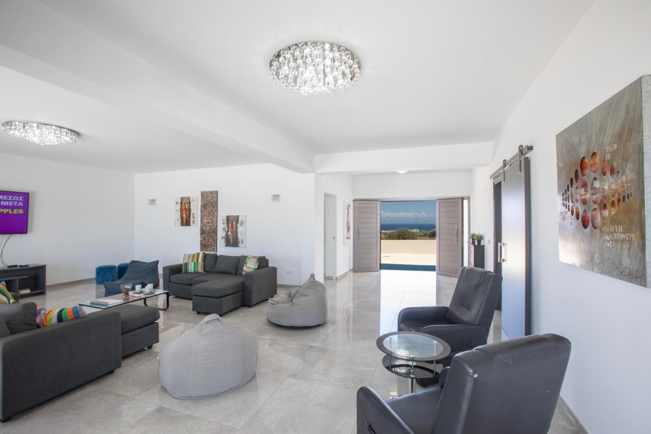 Villa Marylou Protaras Exteriör bild